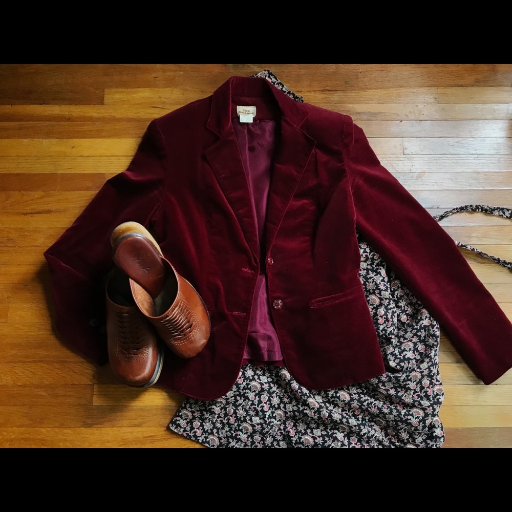Vintage Burgundy Velvet Blazer
